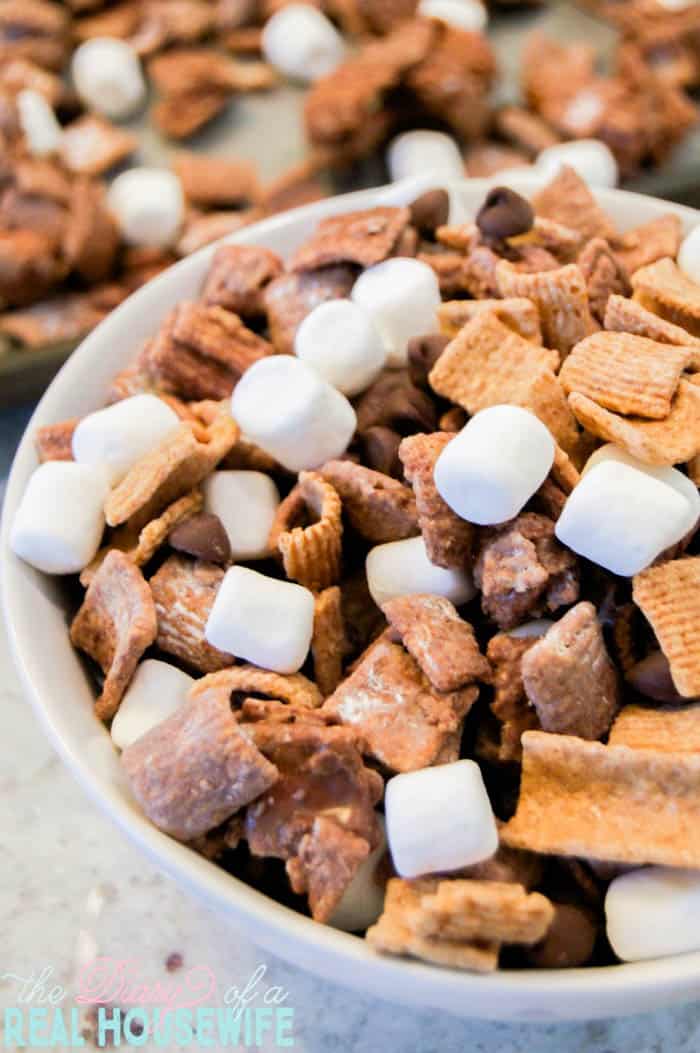 S'mores Muddy Buddies