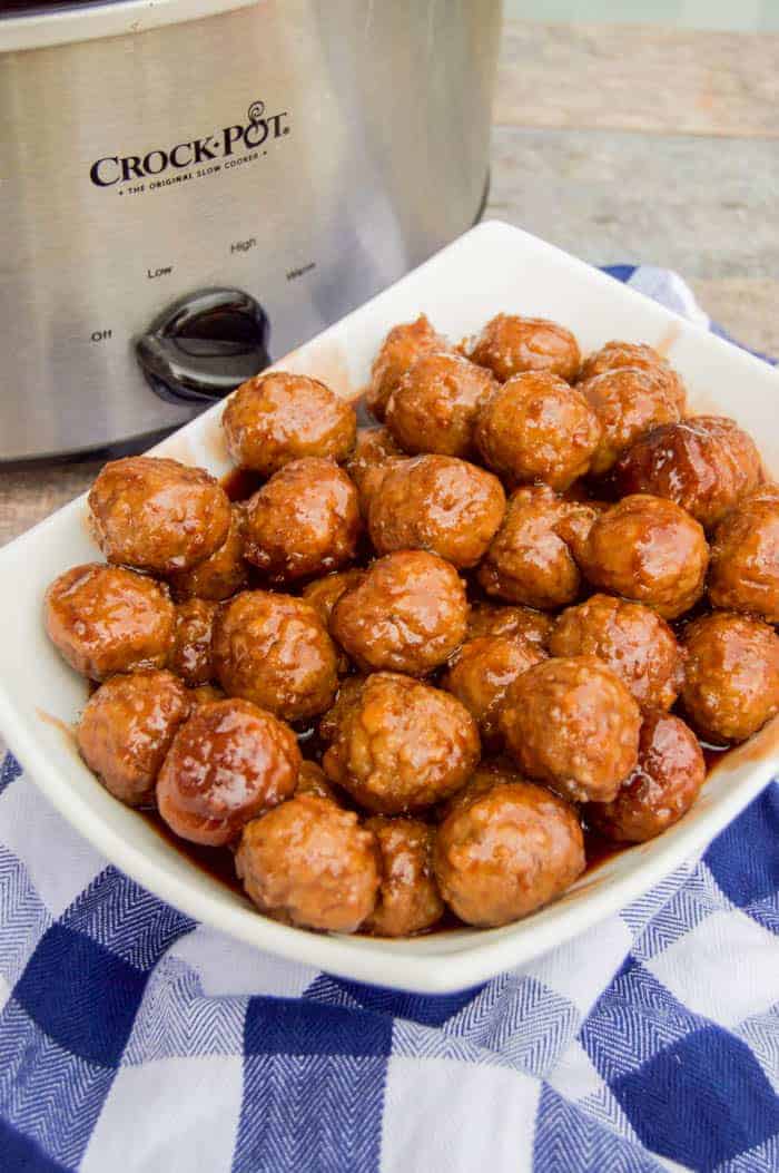 3 Ingredients Meatballs in a white serving bowl.