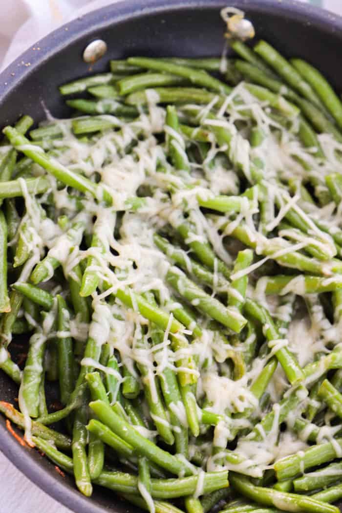 Parmesan Garlic Skillet Green Beans