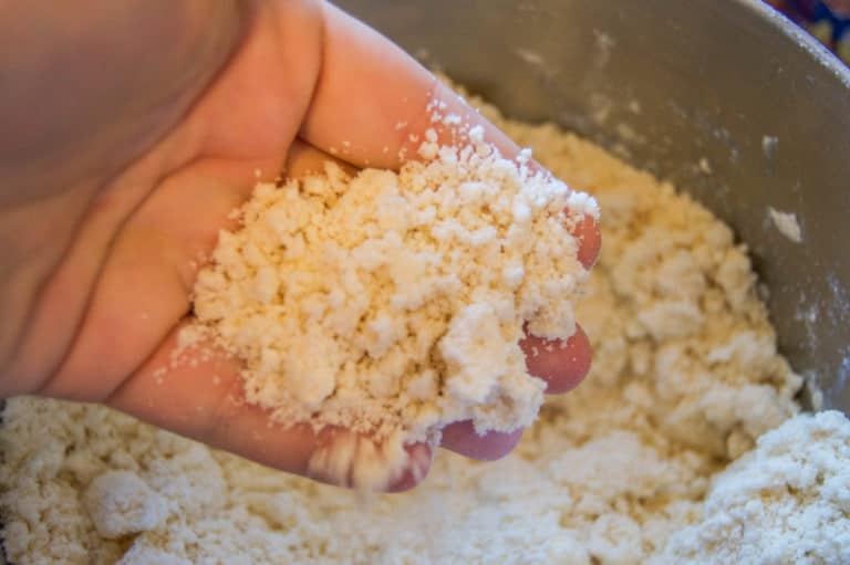 Homemade Pie Crust • The Diary of a Real Housewife