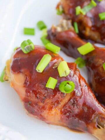 Slow Cooker BBQ Ranch Chicken Legs