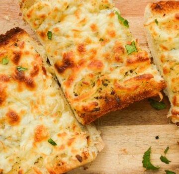 Easy Homemade Garlic Bread