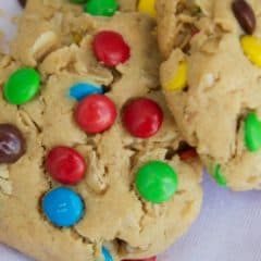 Oatmeal M&M Cookie