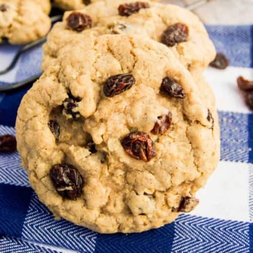 Oatmeal Raisin Cookies