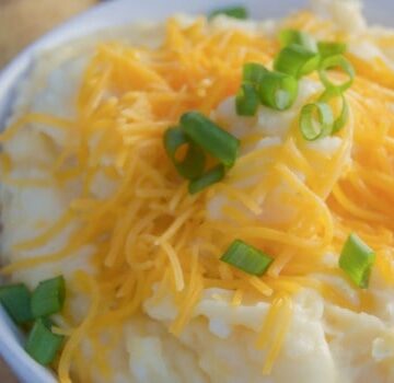 Cheesy Mashed Potatoes