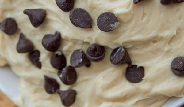 Chocolate Chip Cheesecake Dip