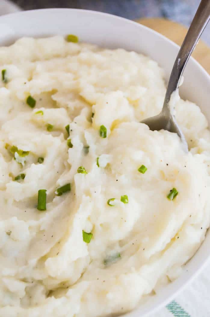 The Best Sour Cream and Chive Mashed Potatoes