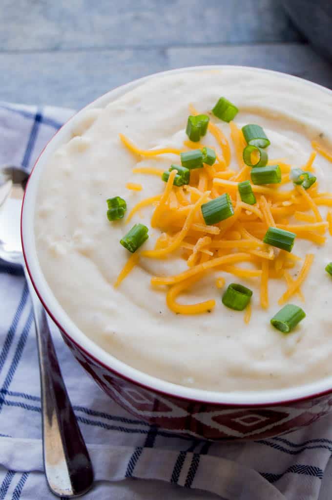 Cheddar Ranch Mashed Potatoes • The Diary of a Real Housewife