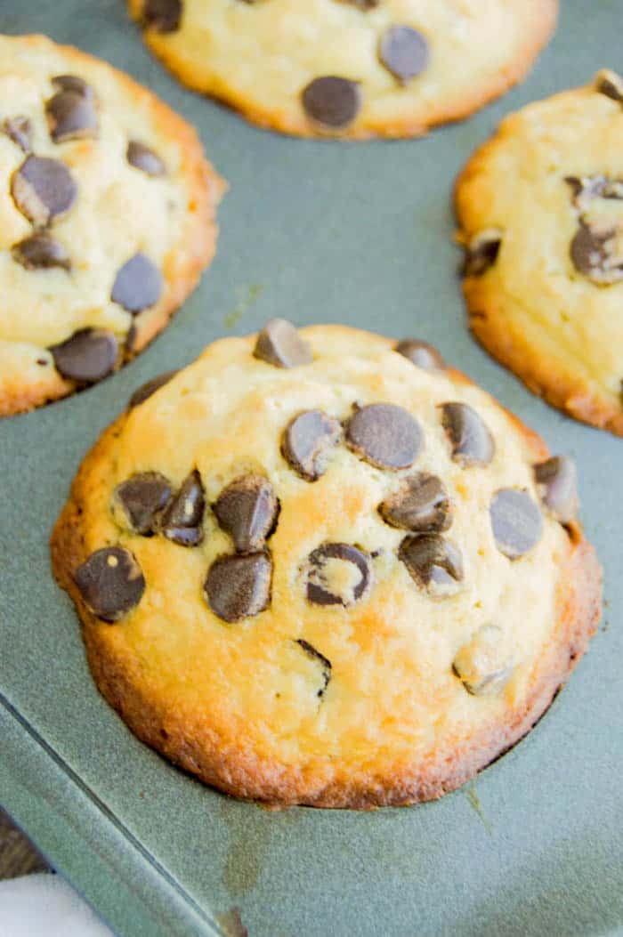 Chocolate Chip Oatmeal Muffins