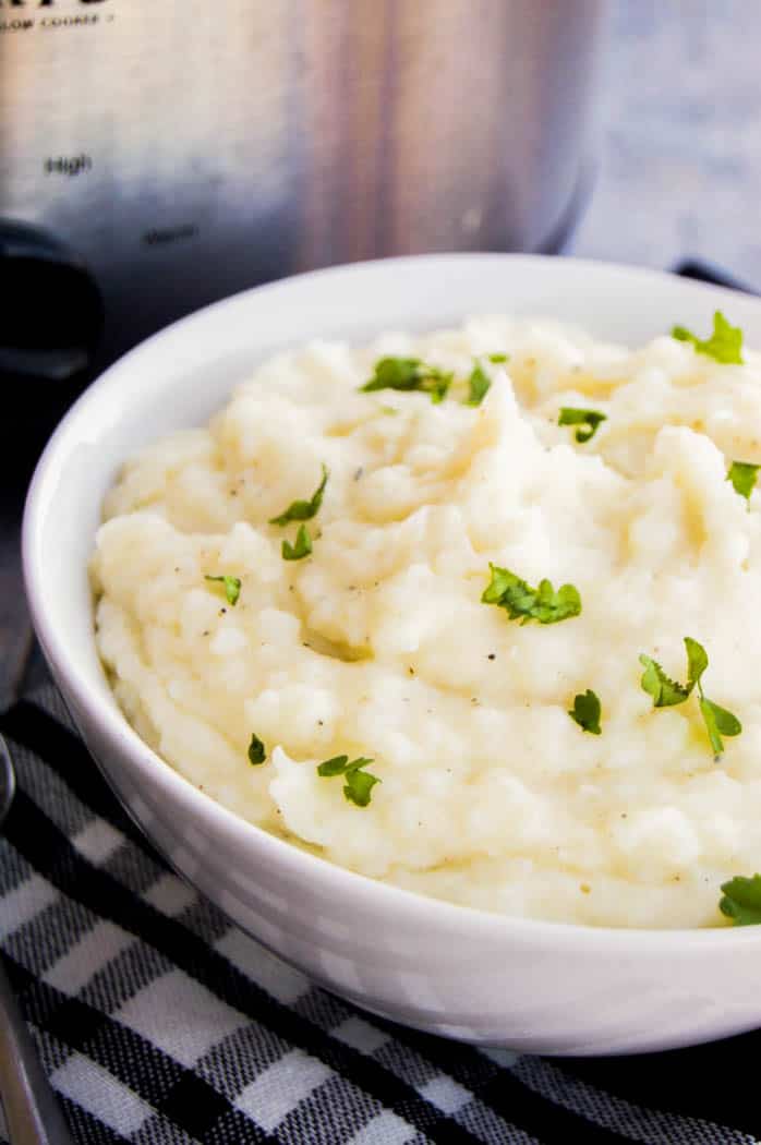 Slow Cooker Sour Cream and Ranch Mashed Potatoes