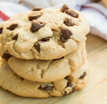 Peanut Butter Chocolate Chip Cookie