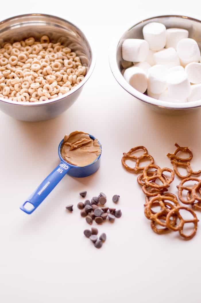 ingredients for cheerio bars