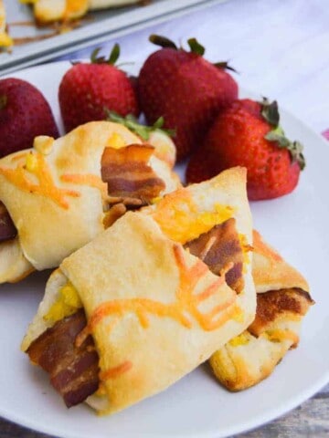 Breakfast Bacon Crescent Rolls Ups