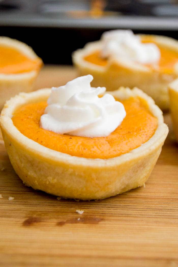 Mini Pumpkin Pies • The Diary of a Real Housewife