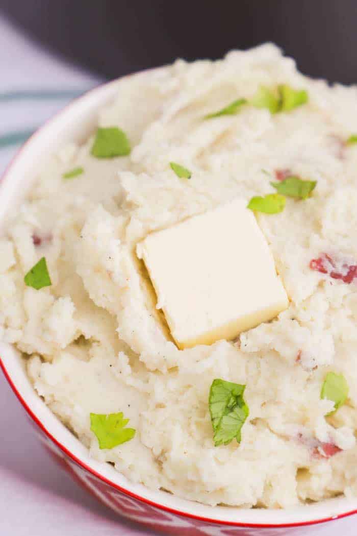 The Best Garlic Red Mashed Potatoes