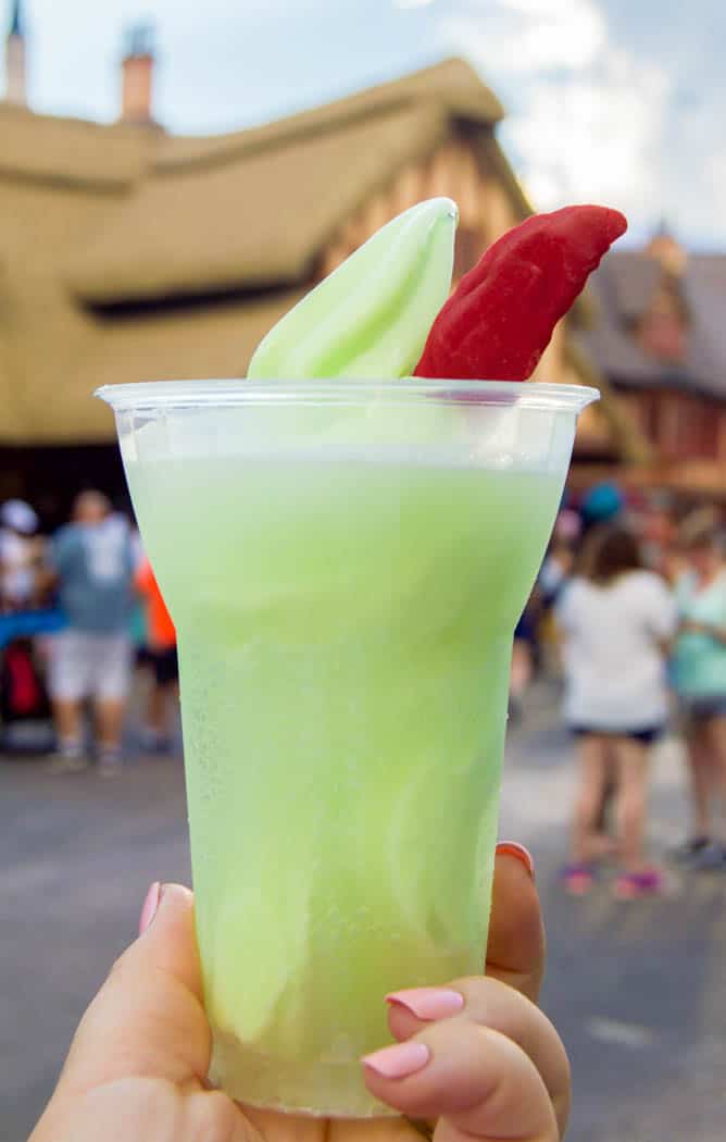 The Best Snacks in Magic Kingdom