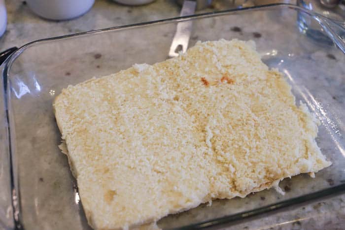 slider bread cut in half