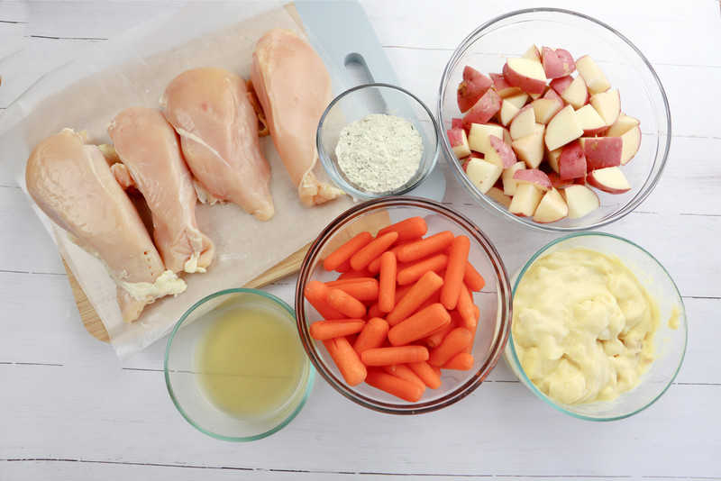 Slow Cooker Creamy Ranch Chicken and Vegetables