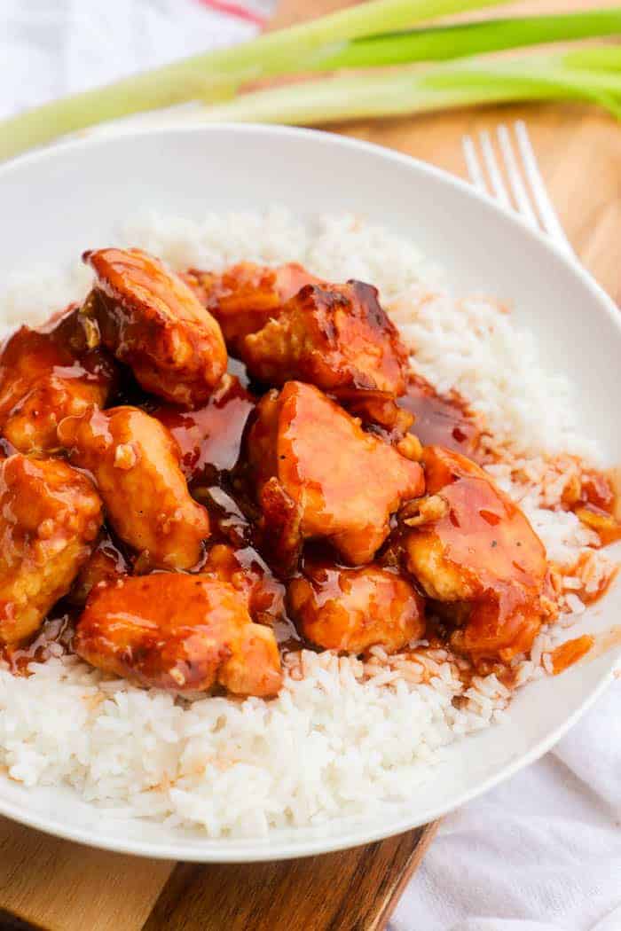 Easy Orange Chicken in a white bowel