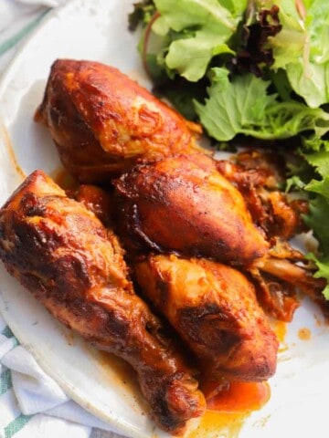Slow Cooker BBQ Chicken Legs