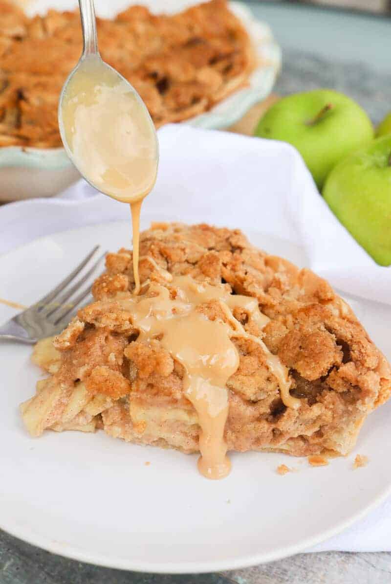 Caramel Dutch Apple Pie pouring caramel sauce