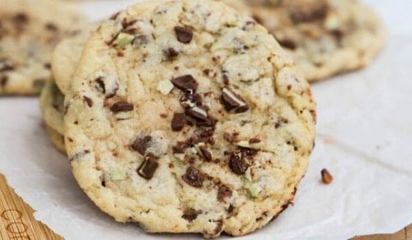 Mint Chocolate Chip Andes Cookie featured