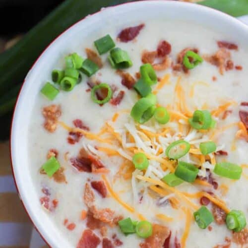 Soup Recipes: Creamy Chicken and Rice Soup Cheesy Ranch Potato Soup Slow Cooker Cheesy Potato Soup Cheesy Vegetable Chowder Taco Soup in a bowl with green onions