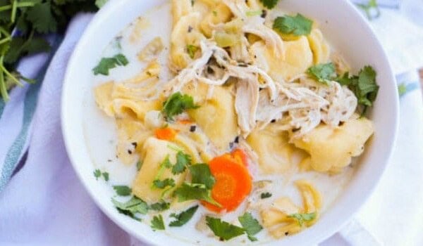 Slow Cooker Creamy Chicken Tortellini Soup