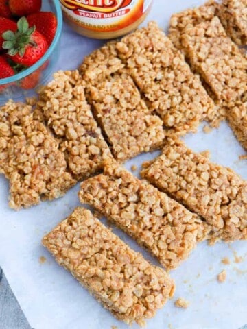Peanut Butter and Jelly Rice Krispies Breakfast Bar
