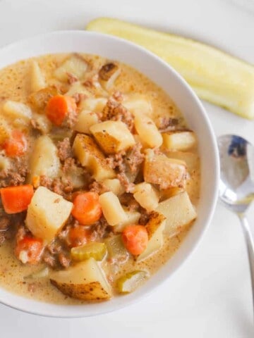 slow cooker cheeseburger soup