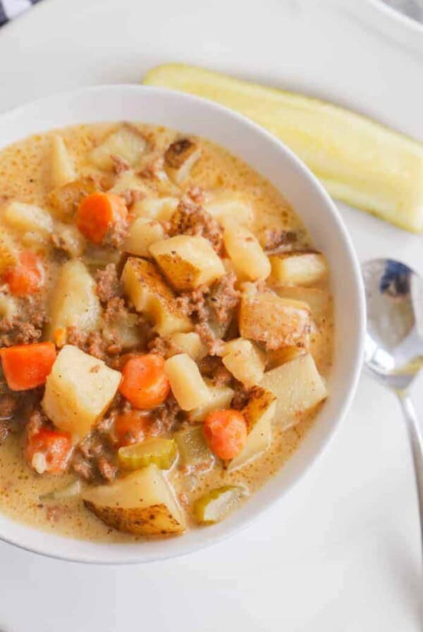 slow cooker cheeseburger soup