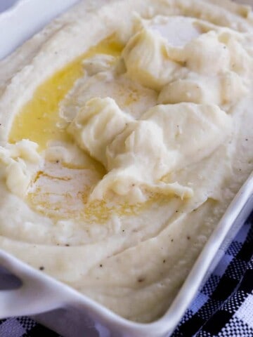 mashed potatoes in a dish