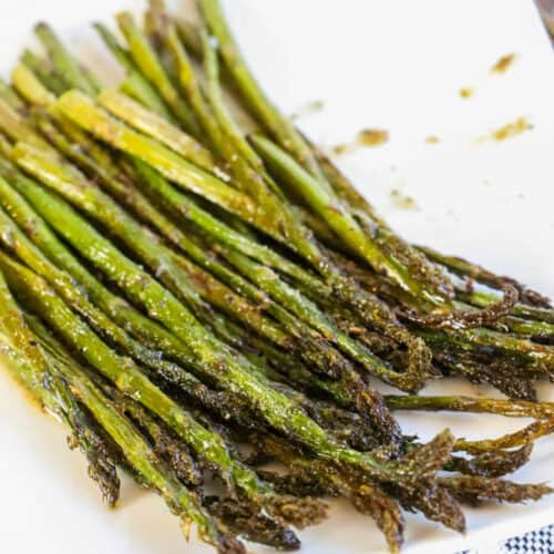 Asparagus on a plate