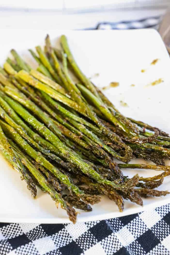 Asparagus on a plate