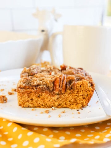 coffee cake on a plate