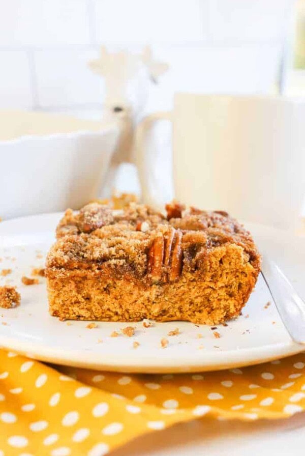 coffee cake on a plate