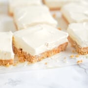No-Bake Lemon Cheesecake Bars