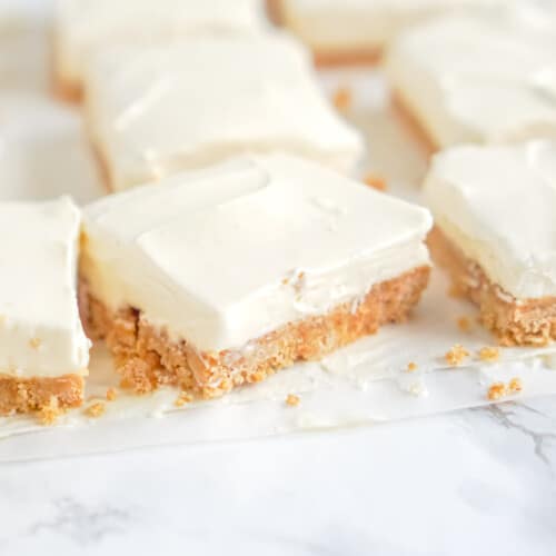 No-Bake Lemon Cheesecake Bars