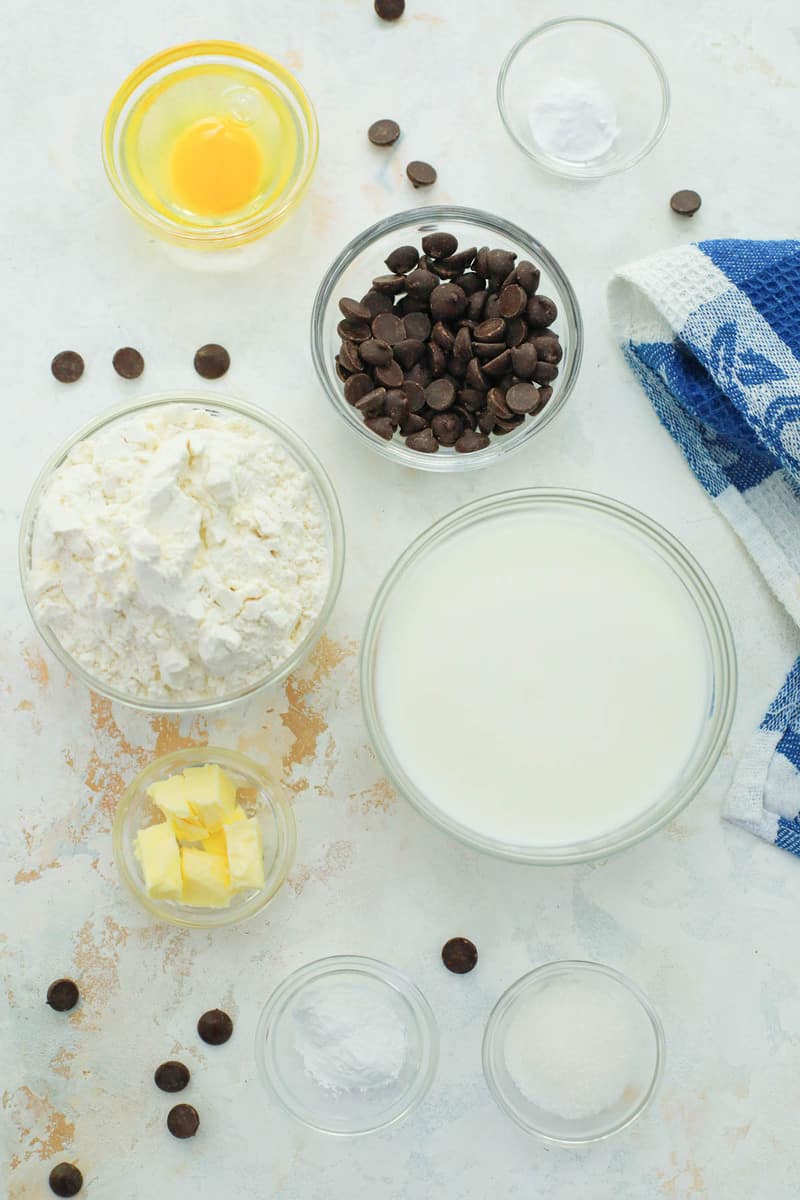 ingredients for chocolate chip pancakes