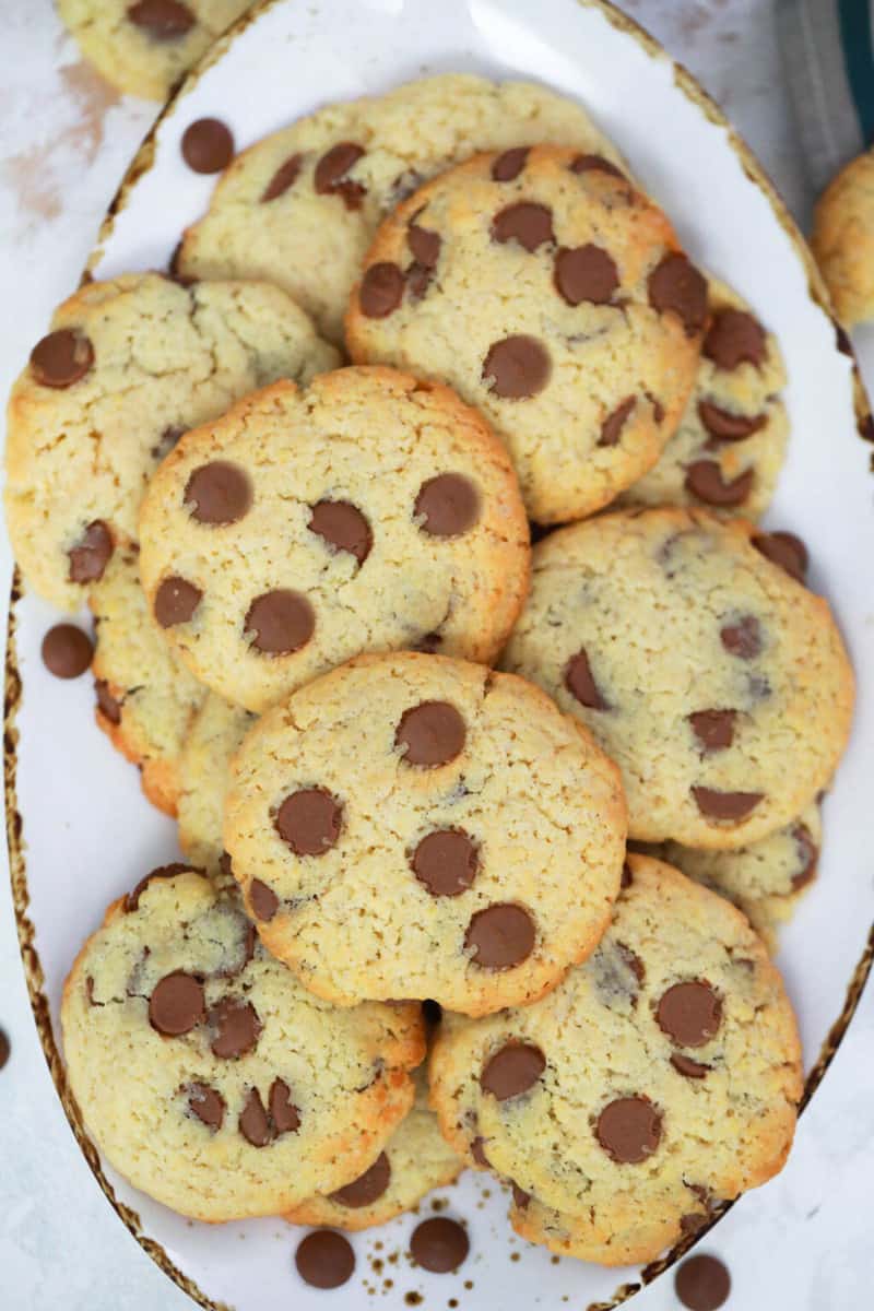 Cake Mix Chocolate Chip Cookies • The Diary of a Real Housewife