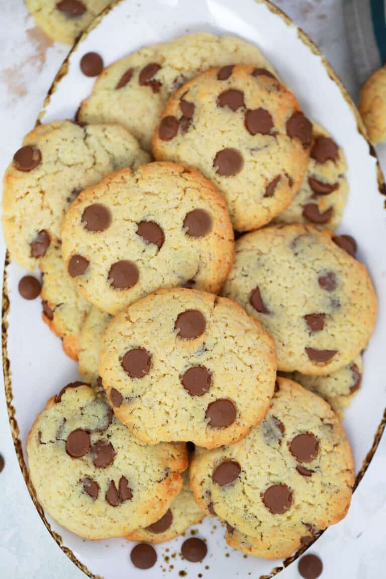Cake Mix Chocolate Chip Cookies • The Diary of a Real Housewife