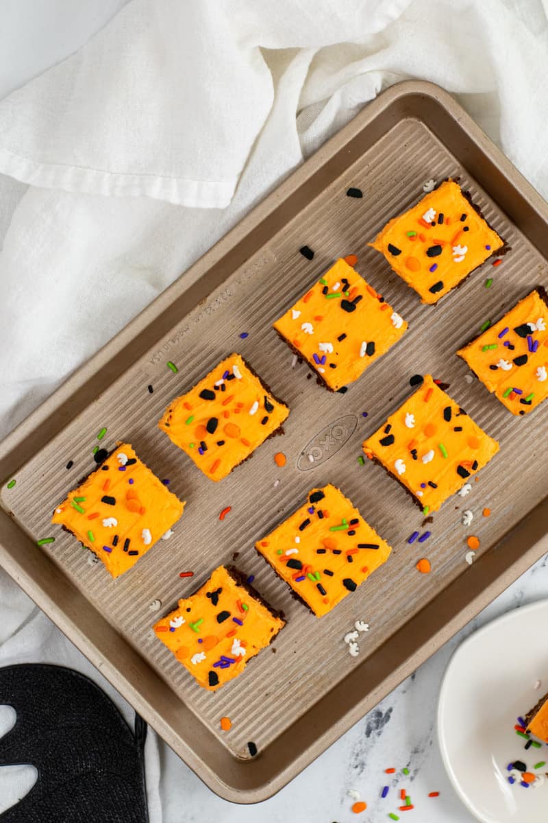 cut cookie bars into squares on serving tray