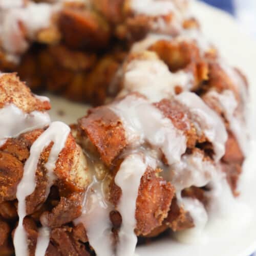 Cinnamon Roll Monkey Bread