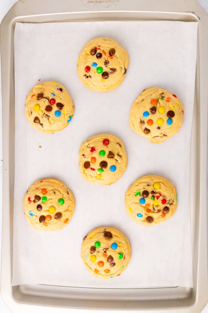 baked m&m cookies out of the oven