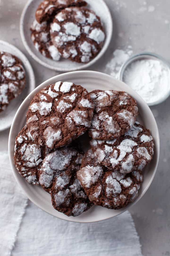  Chocolate Crinkle Cookie on white stand