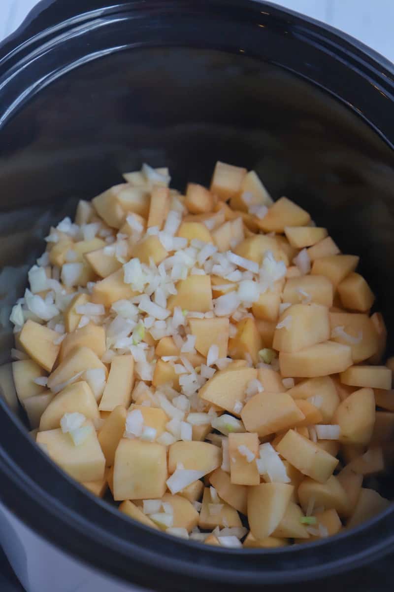 potatoes in crock pot with onion for soup
