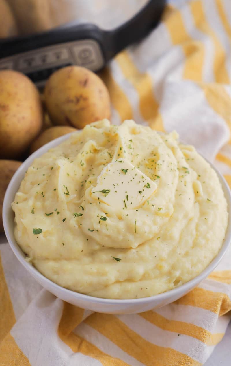 close up of slow cooker mashed potatoes