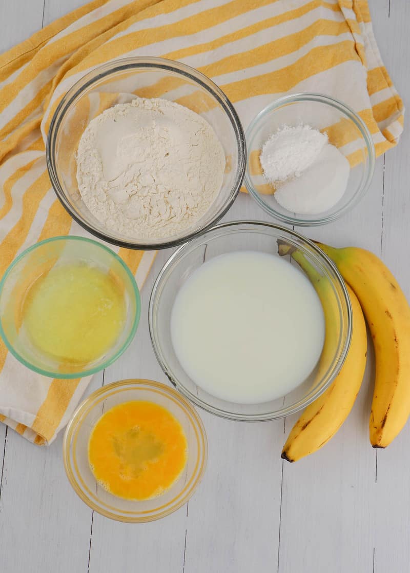 ingredients for banana pancakes