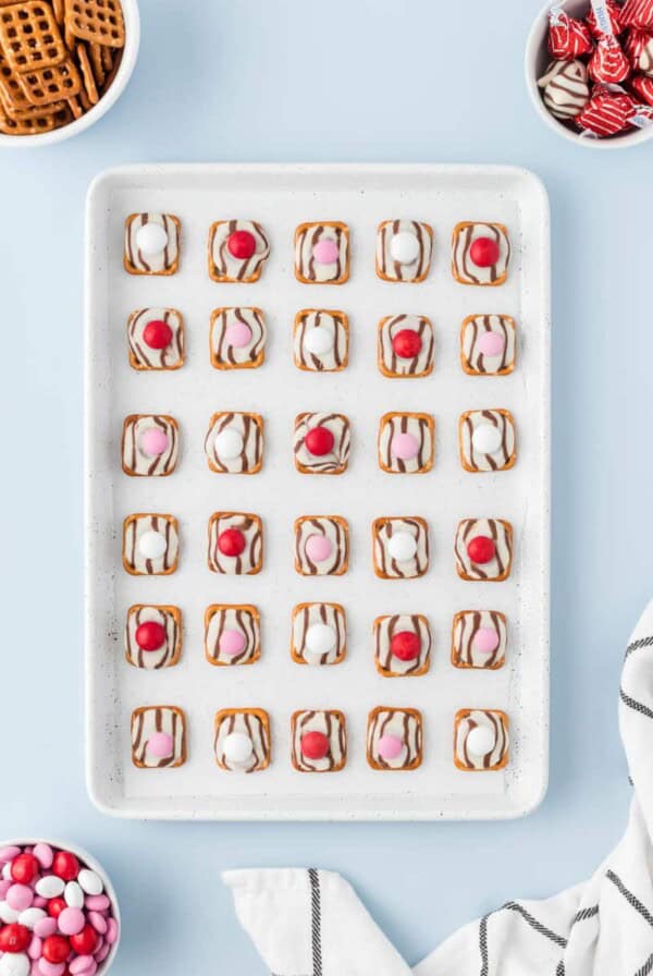 Valentine's Day Pretzel Hugs