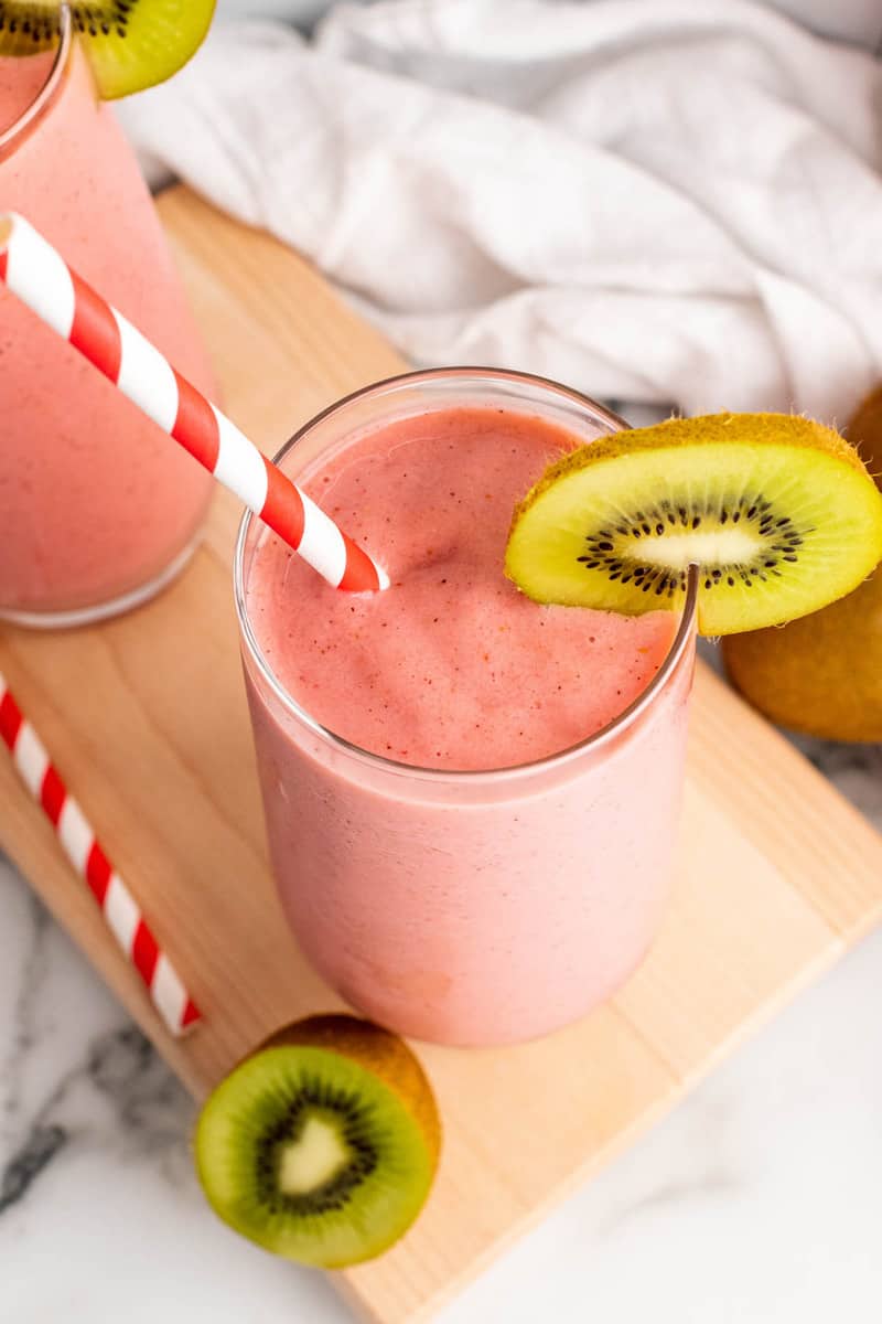 closeup of strawberry banana smoothie